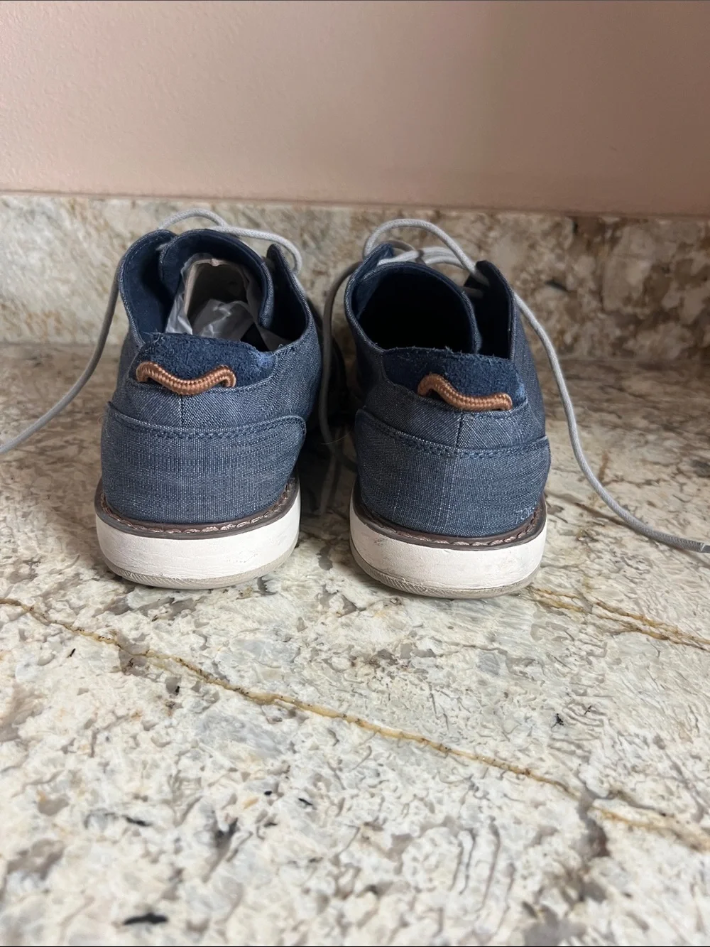 TOMS Men's Navy Lace-Up Casual Oxfords